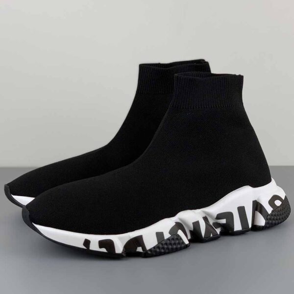 "Graffiti" Speed Trainers