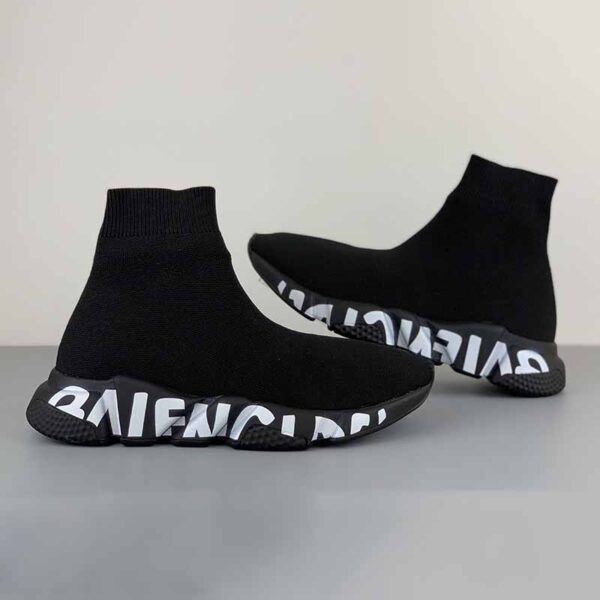 "Graffiti" Speed Trainers