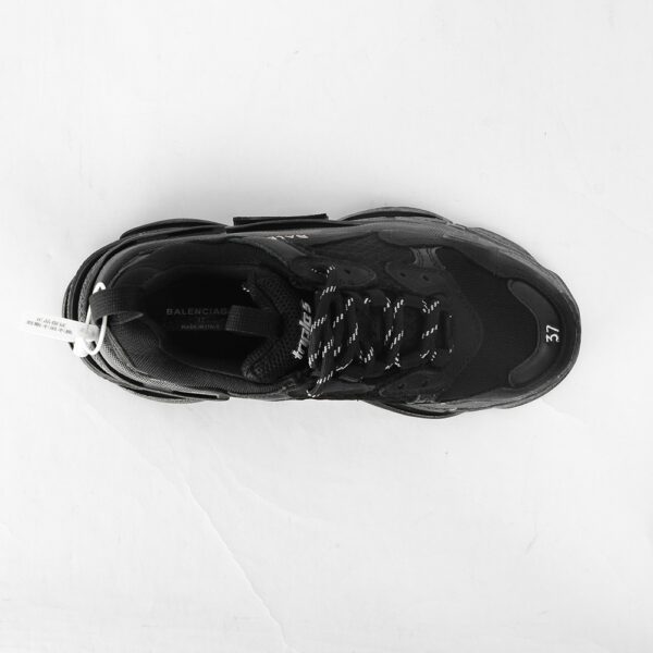 Balenciaga Triple S Low-top Trainers