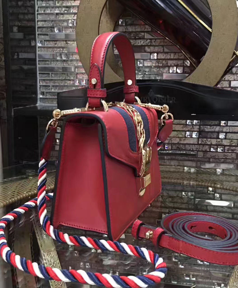 Gucci Sylvie Leather Mini Bag Red - Image 2