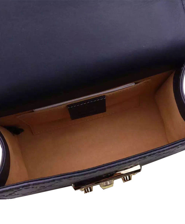 Gucci Padlock Signature Shoulder Bag Red - Image 9