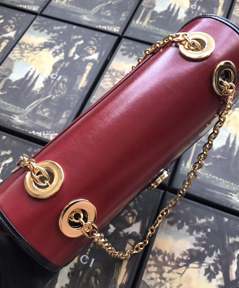 Gucci Leather small shoulder bag Red AlimorLuxury