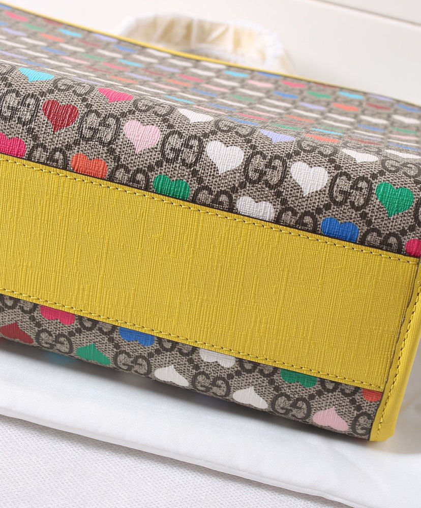 Gucci Children's GG hearts tote bag Yellow - Image 7