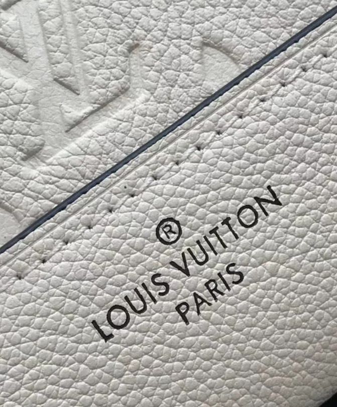 Louis Vuitton Neo Alma BB Cream - Image 4