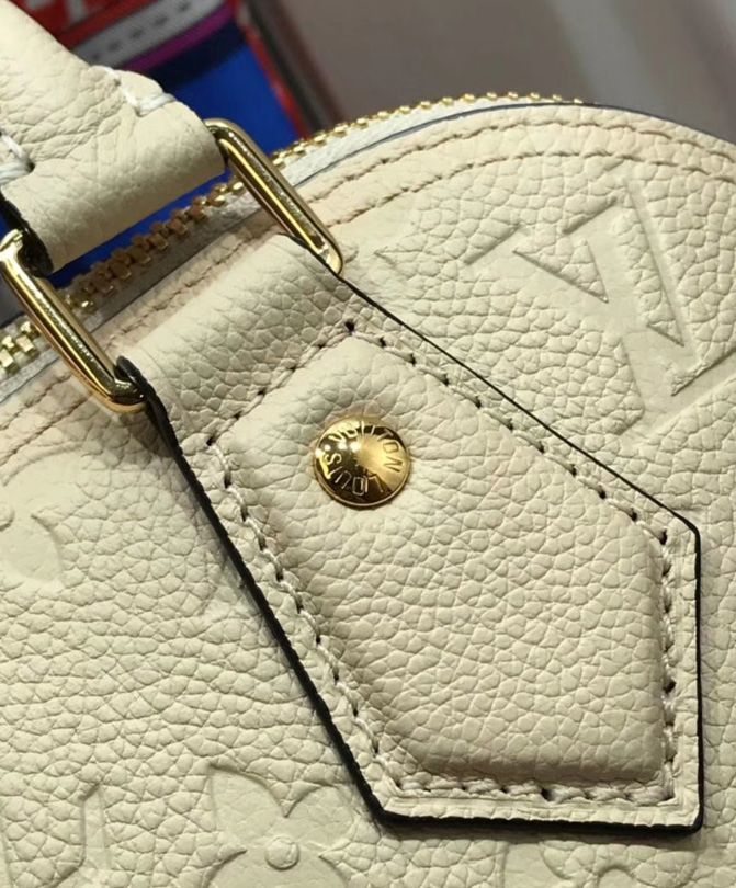 Louis Vuitton Neo Alma BB Cream - Image 6