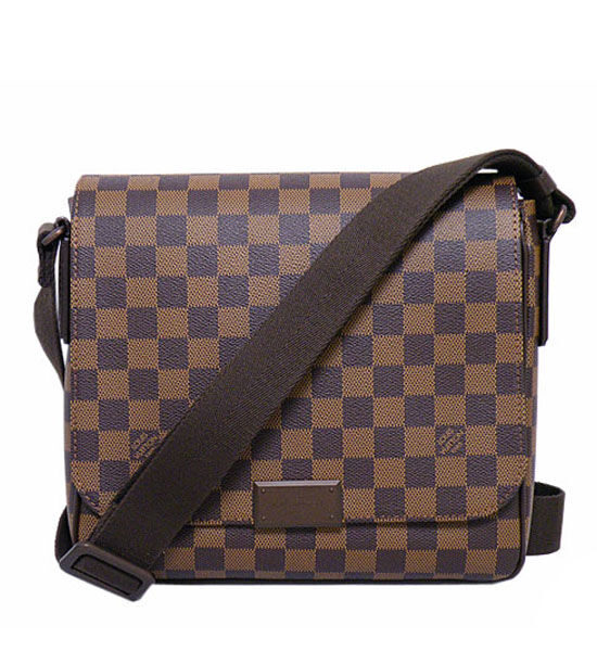 Louis Vuitton Damier District Brown