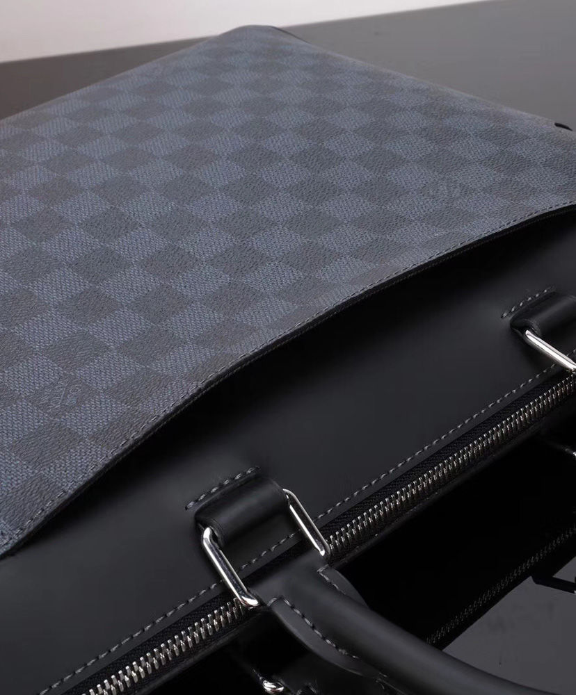Louis Vuitton Oliver Briefcase Black - Image 5