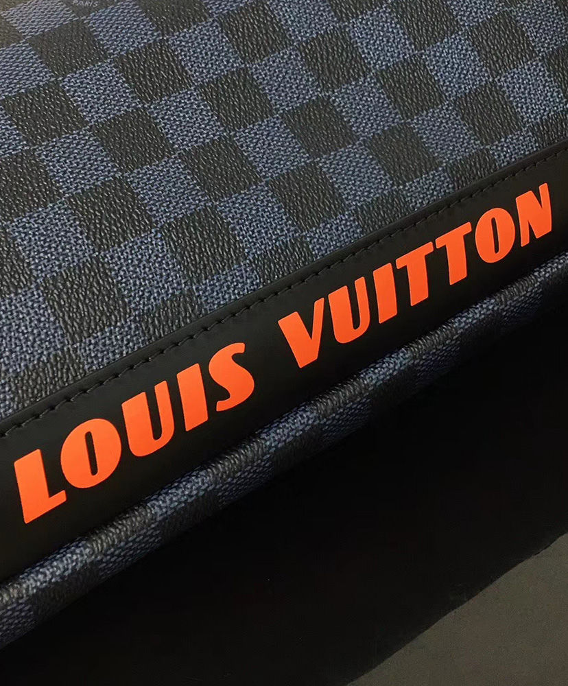 Louis Vuitton Drawstring Backpack Black - Image 6