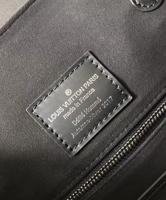 Louis Vuitton Christopher PM Black - Image 5