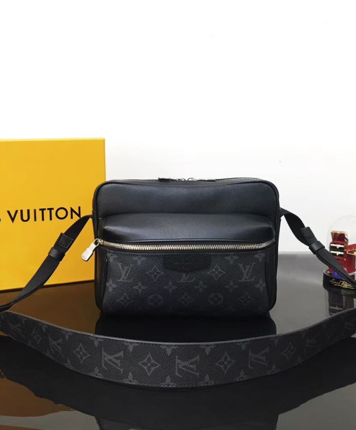 Louis Vuitton Outdoor Messenger Black - Replica Bags and Shoes online ...