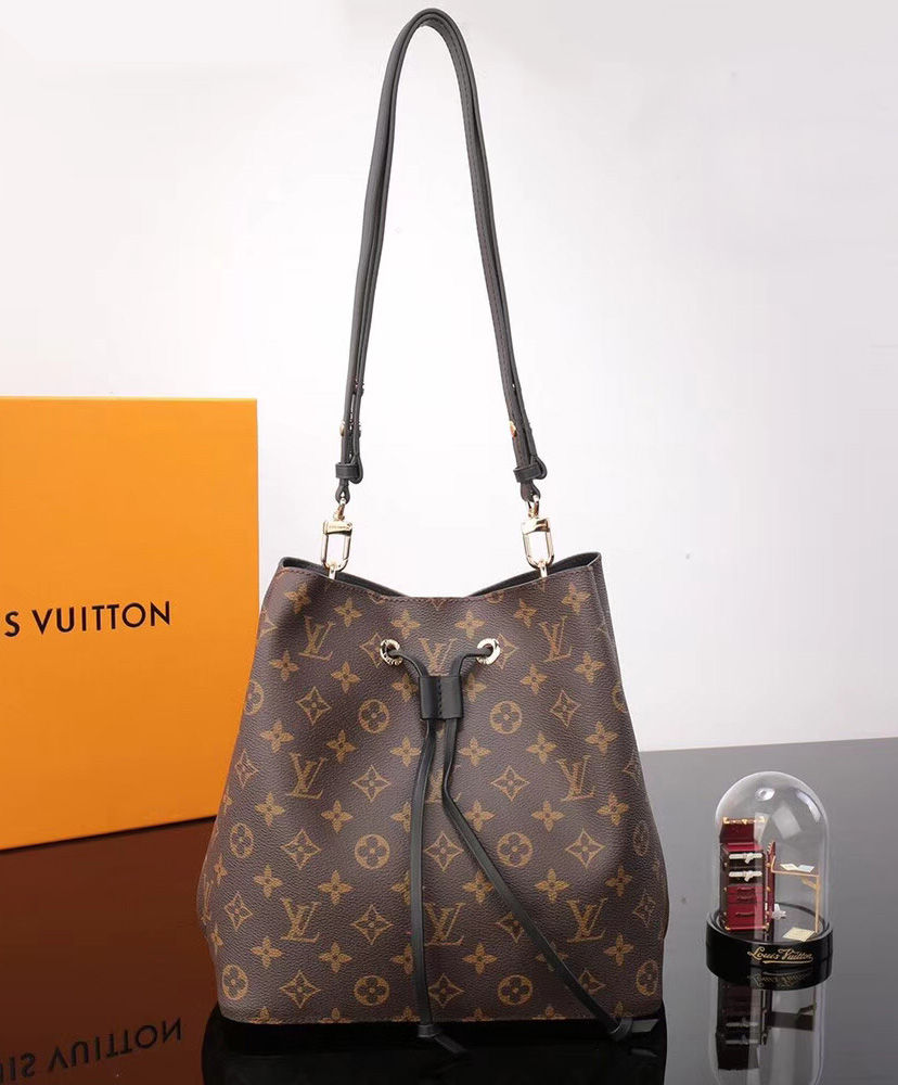 Louis Vuitton Neonoe Black