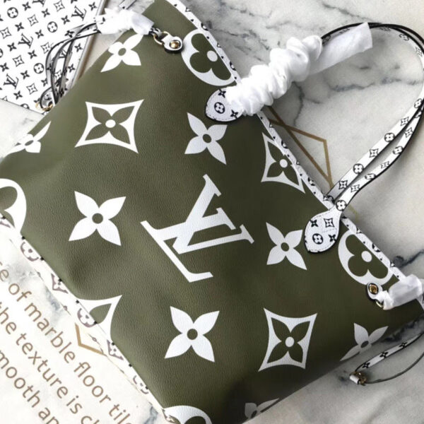 Louis Vuitton Neverfull MM Green