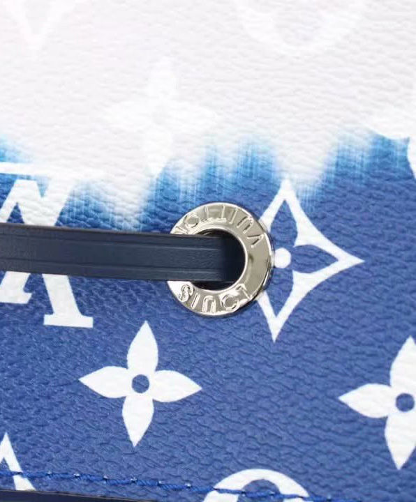 Louis Vuitton LV Escale Neonoe MM Blue - Image 7