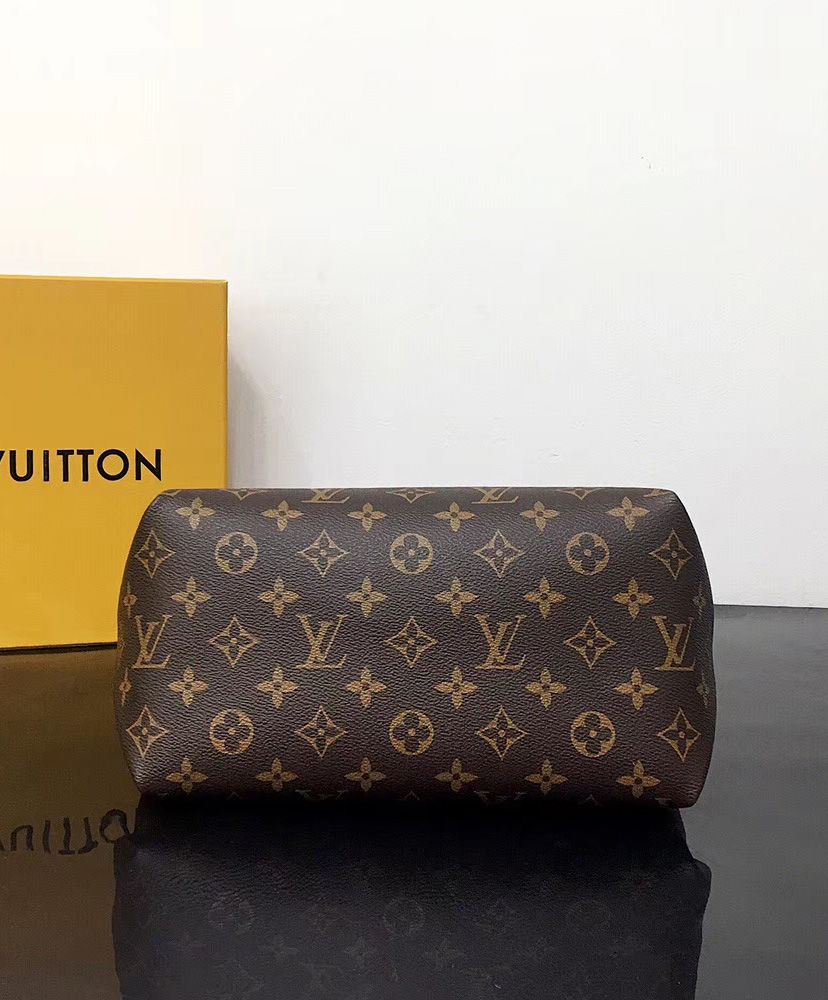 Louis Vuitton Beaubourg Hobo Mini Brown - Image 4