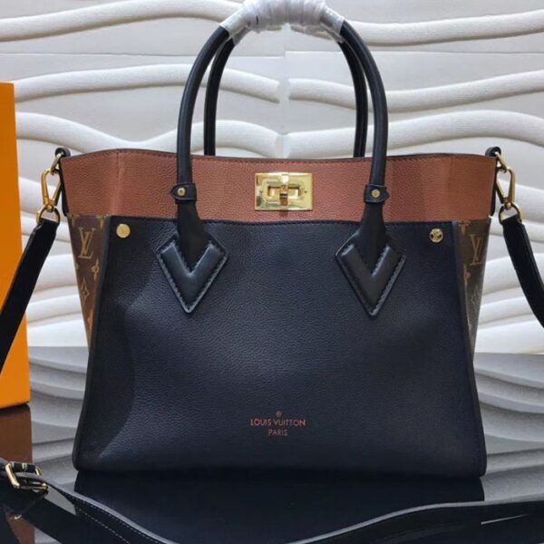 Louis Vuitton On My Side Black