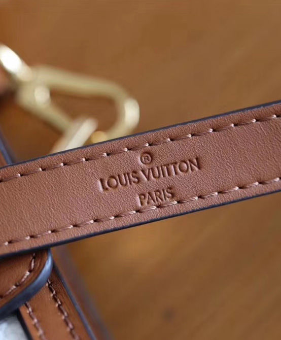 Louis Vuitton Mini Dauphine Black - Image 6