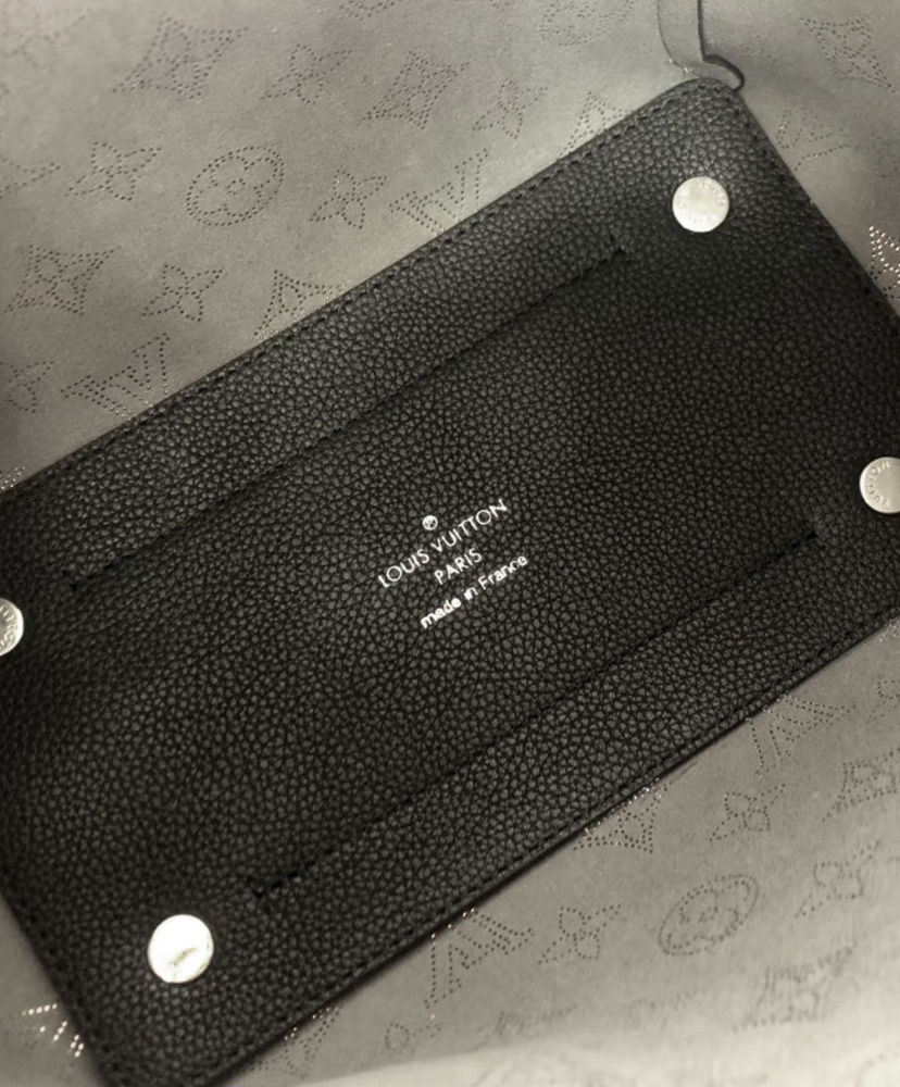 Louis Vuitton Hina PM Black - Image 8