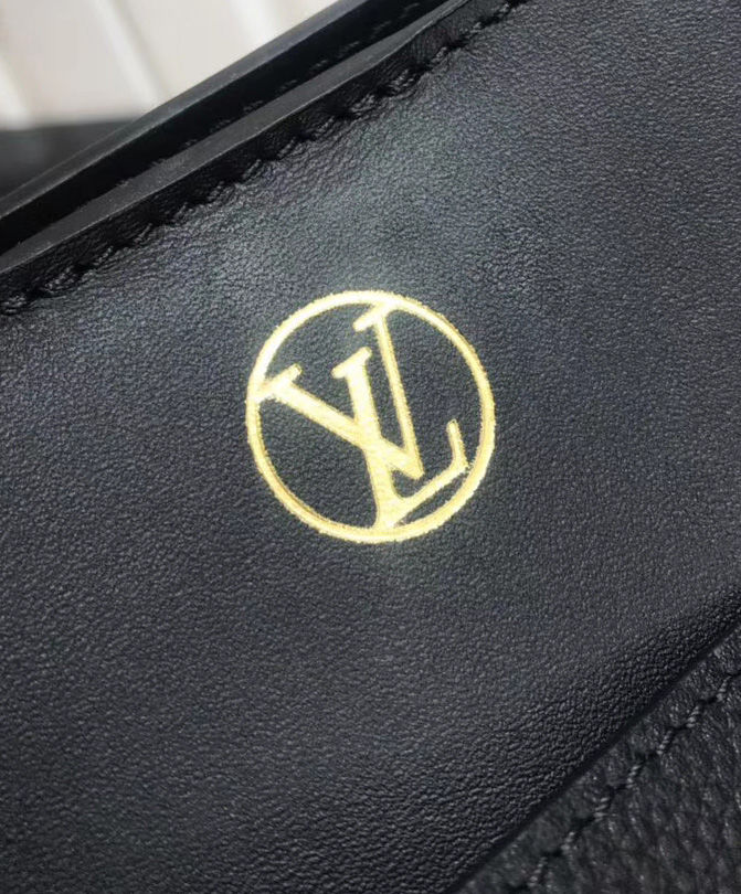 Louis Vuitton On My Side Black - Image 7