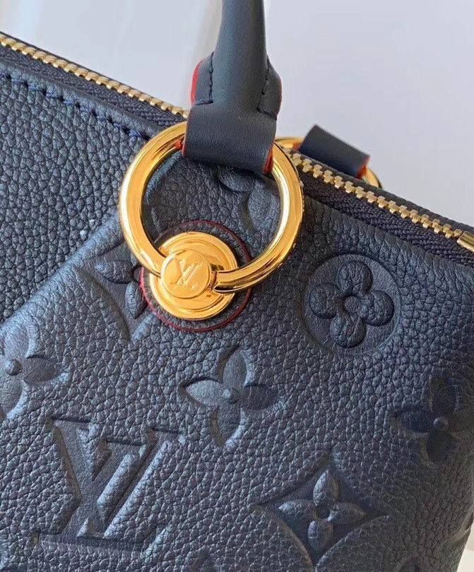 Louis Vuitton V Tote MM Dark Blue - Image 5
