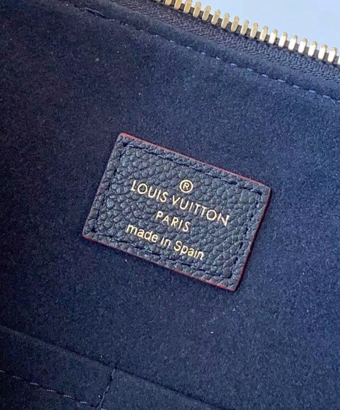 Louis Vuitton V Tote MM Dark Blue - Image 8