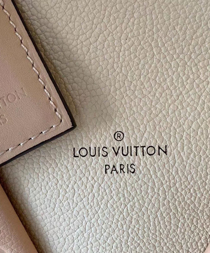 Louis Vuitton V Tote MM Apricot Purse - AlimorLuxury