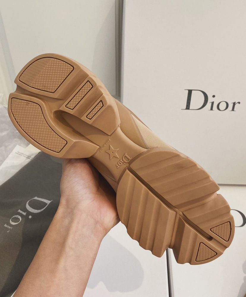 Christian Dior Women's D-connect Sneaker Apricot - Image 9