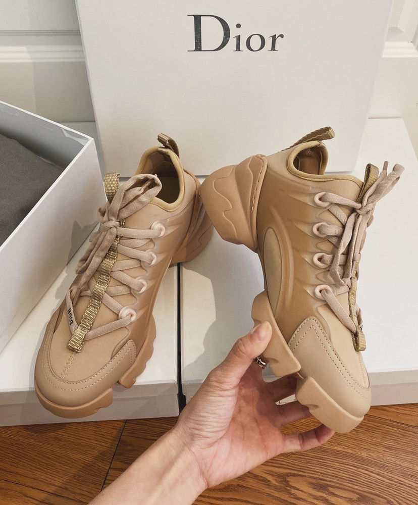 Christian Dior Women's D-connect Sneaker Apricot - Image 5
