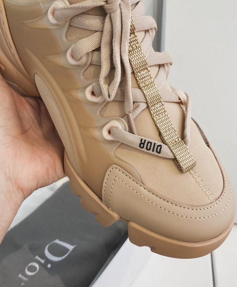 Christian Dior Women's D-connect Sneaker Apricot - Image 7