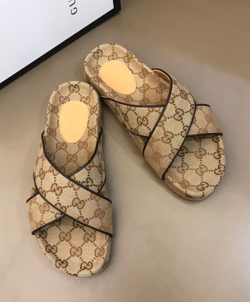 Gucci Men's GG slide sandal Apricot - Image 2