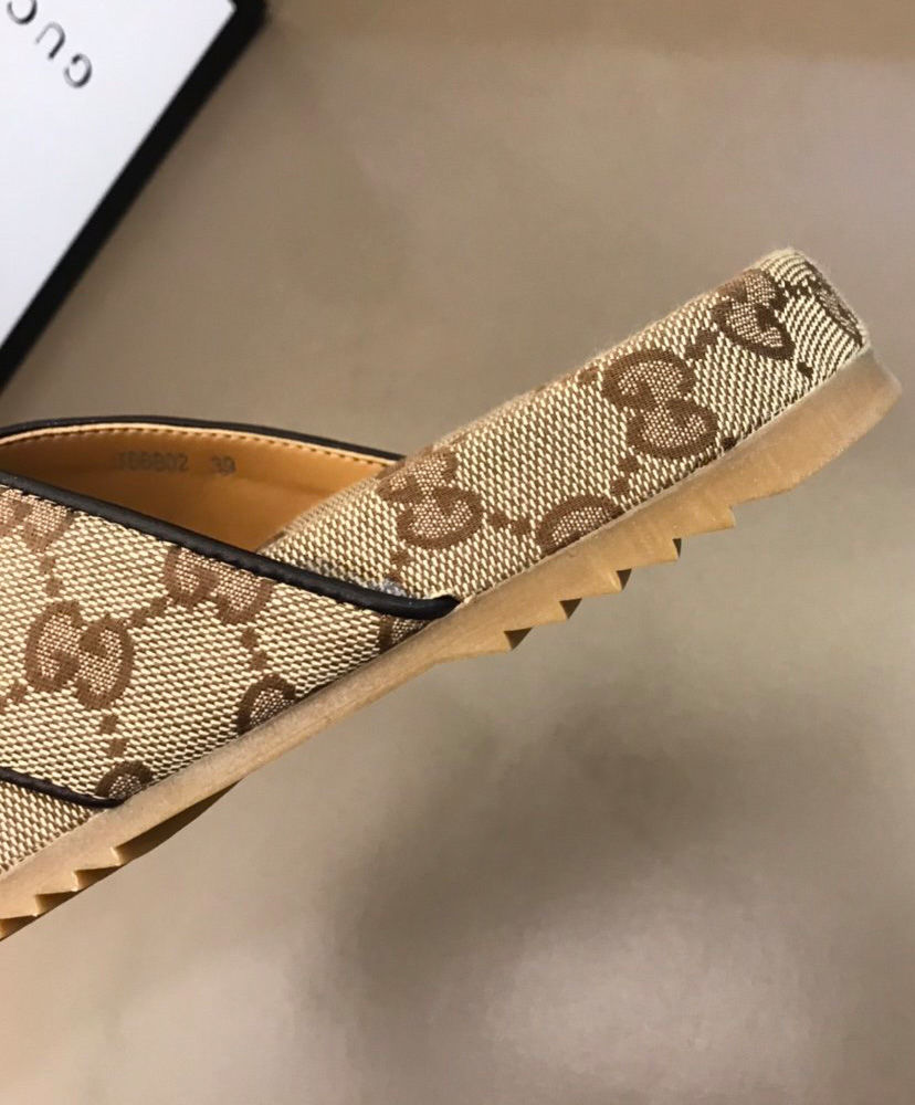 Gucci Men's GG slide sandal Apricot - Image 7