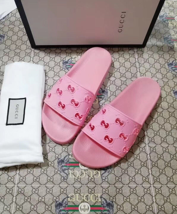 Gucci Unisex rubber GG slide sandal Pink - Image 2