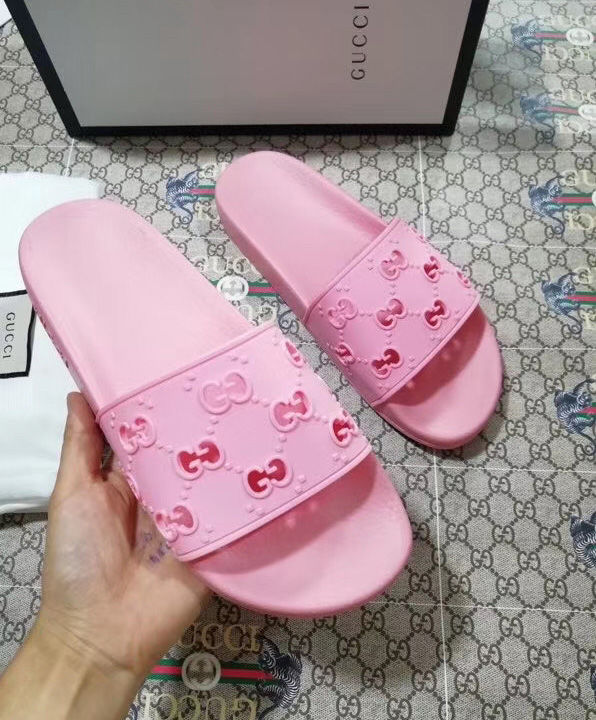 Gucci Unisex rubber GG slide sandal Pink - Image 4