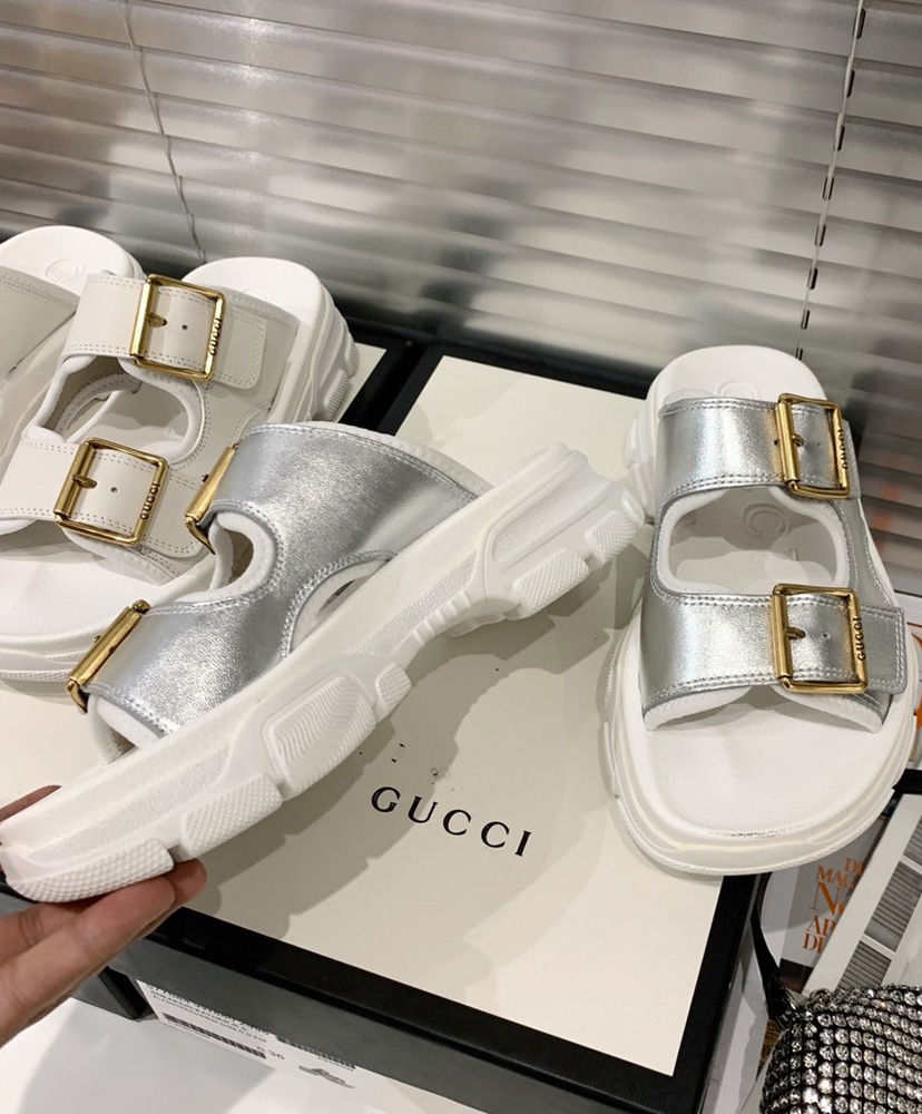 Gucci Women's Leather Slide 602177 Silver - Image 6