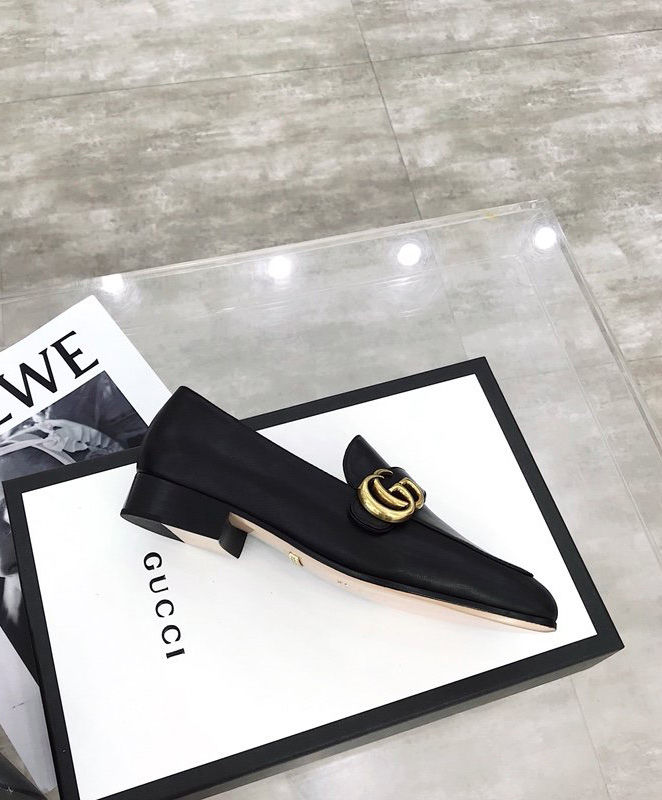 Gucci Leather loafer with Double G Black - Image 7