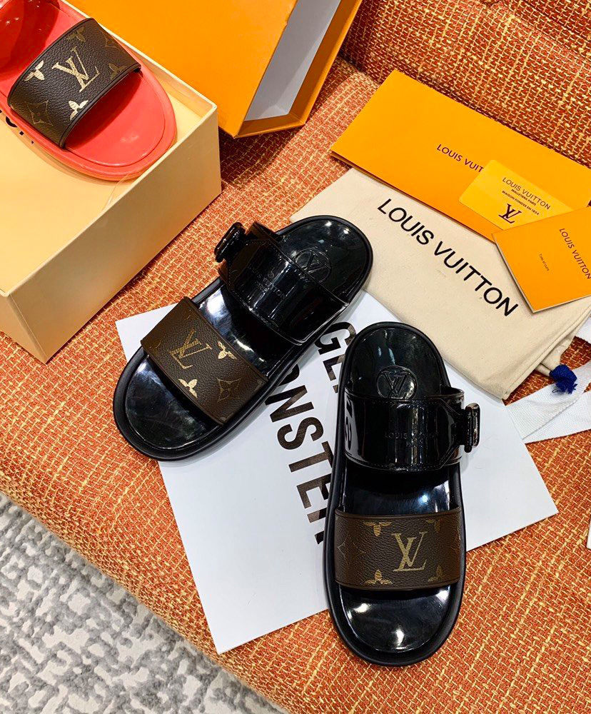 Louis Vuitton Sunbath Flat Mules Black - Replica Bags and Shoes online  Store - AlimorLuxury