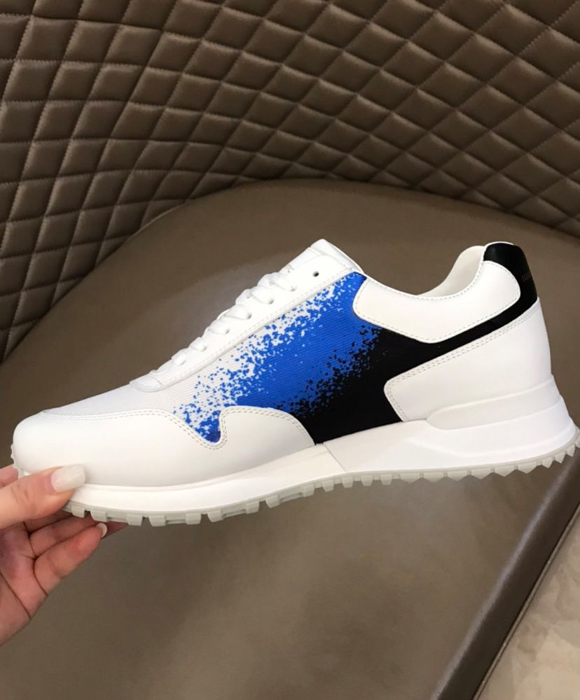 Louis Vuitton Men's Run Away Sneaker Blue - Image 8