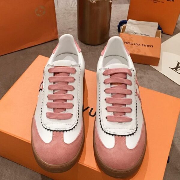 Louis Vuitton Women's Frontrow Sneaker 1A579P Pink
