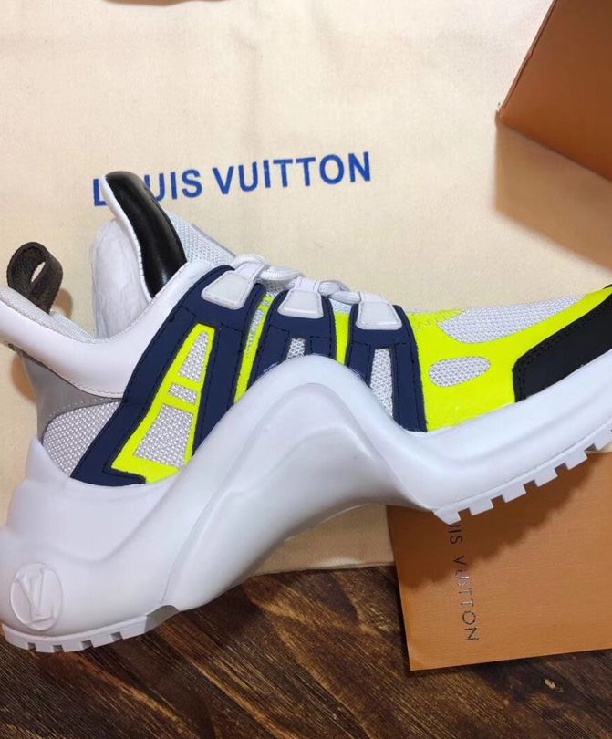 Louis Vuitton Women's LV Archlight sneaker Green - Image 3