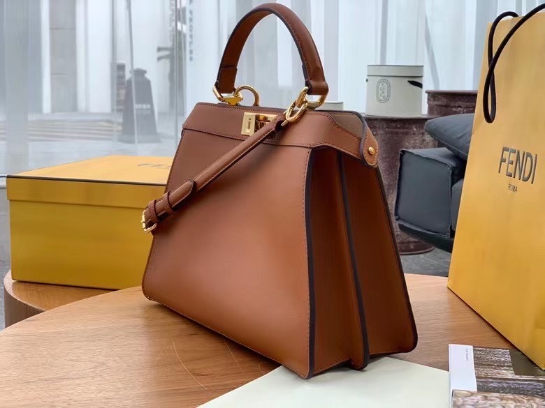 Fendi Peekaboo ISEEU Brown Medium Bag - Image 4