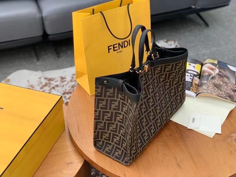 Fendi Peekaboo X-Tote Brown canvas bag - Image 7