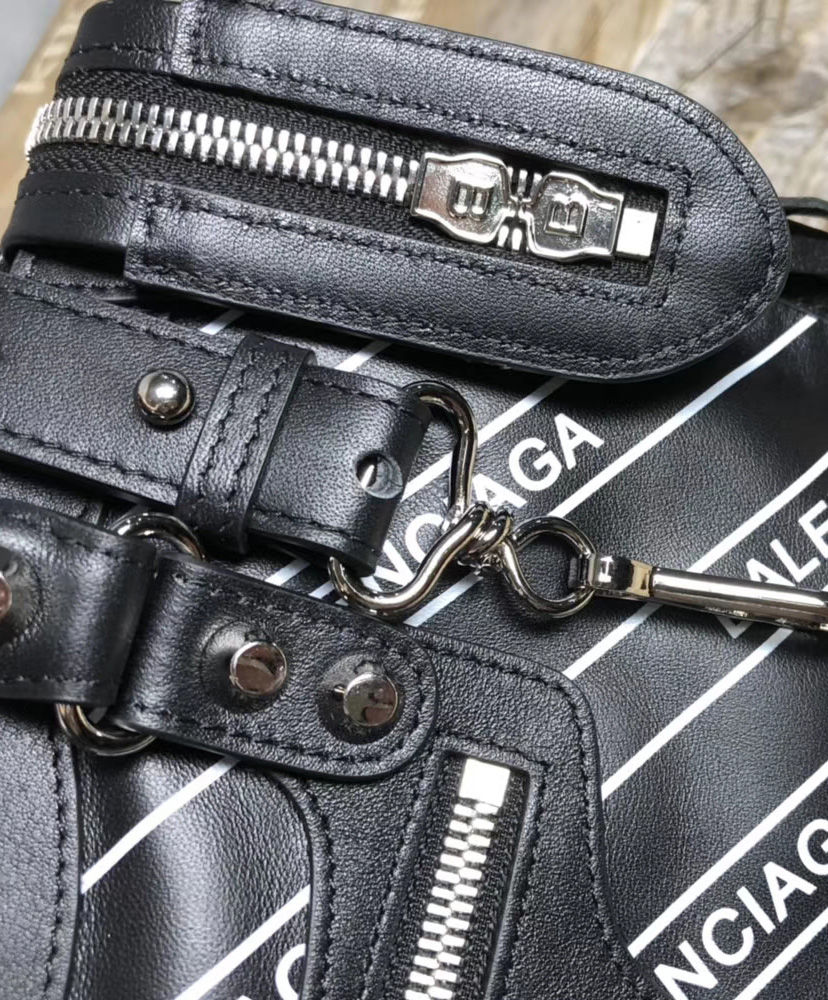 Balenciaga Logo City Bag Leather Black 23 cm - Image 8