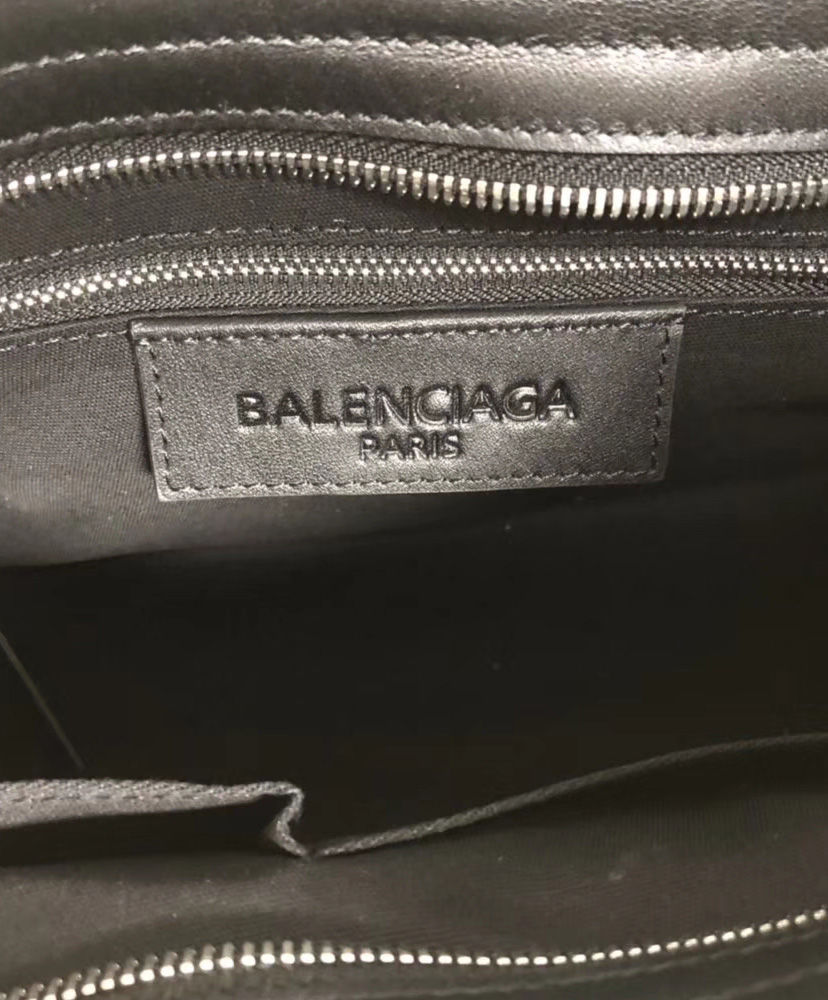 Balenciaga Logo City Bag Leather Black 23 cm - Image 2