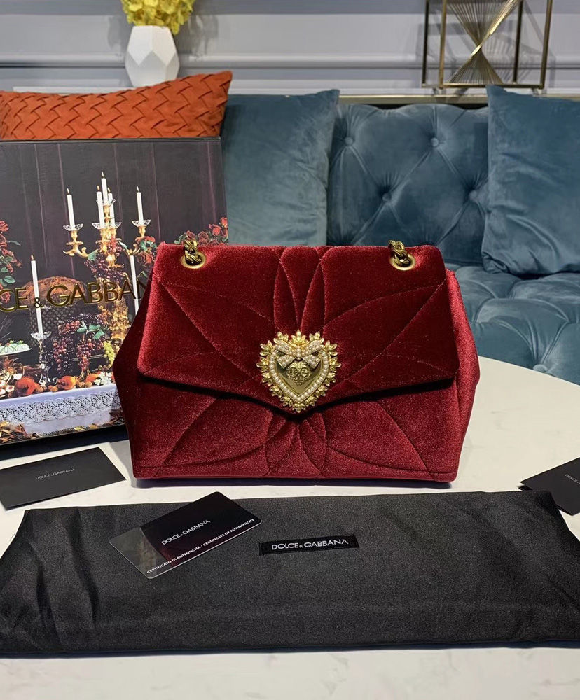 dolce gabbana medium devotion bag