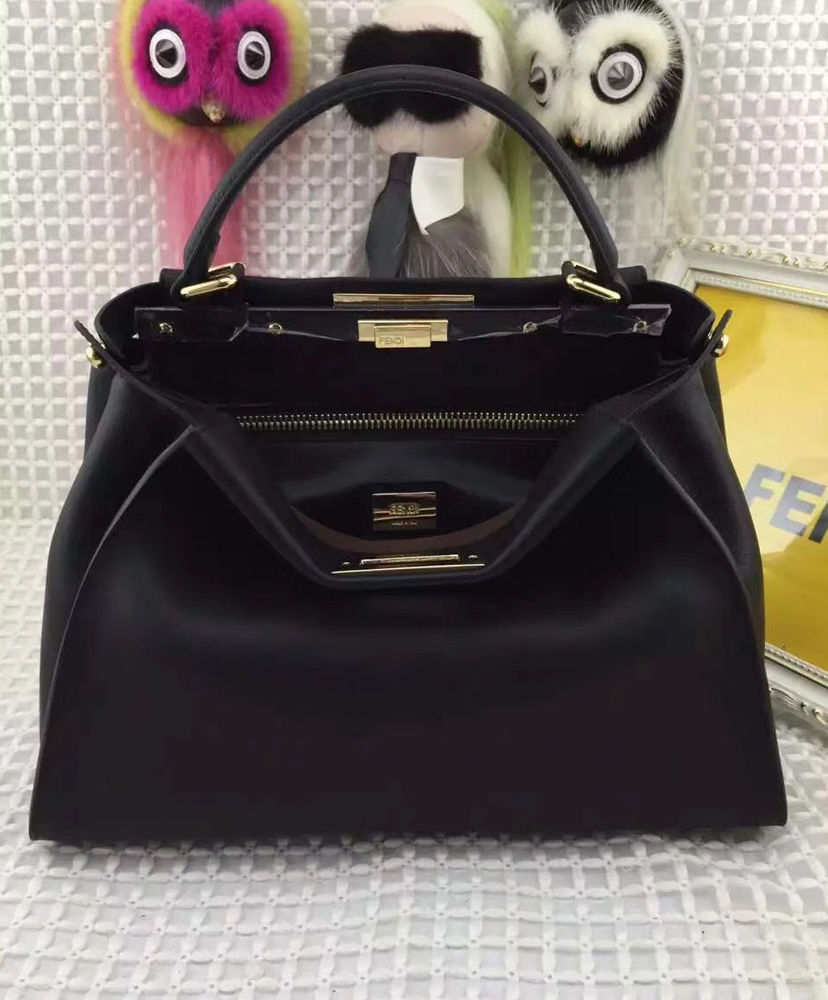 Fendi Peekaboo Regular leather handbag Black - AlimorLuxury