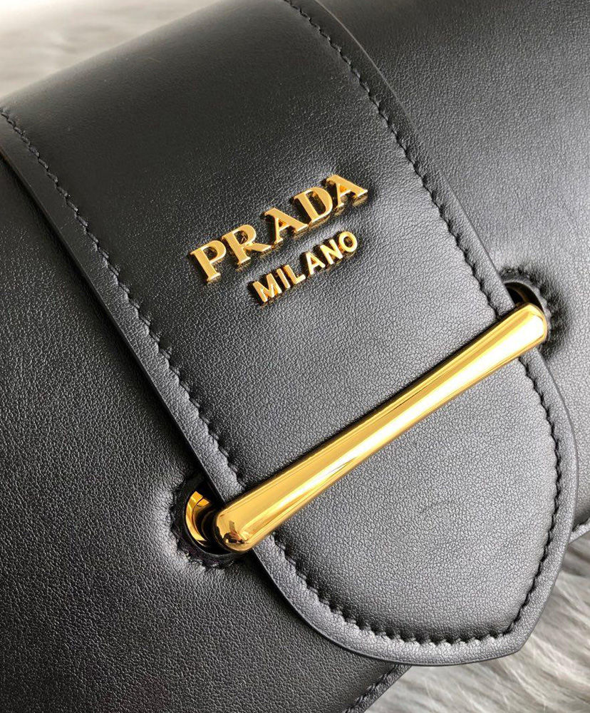 prada sidoni