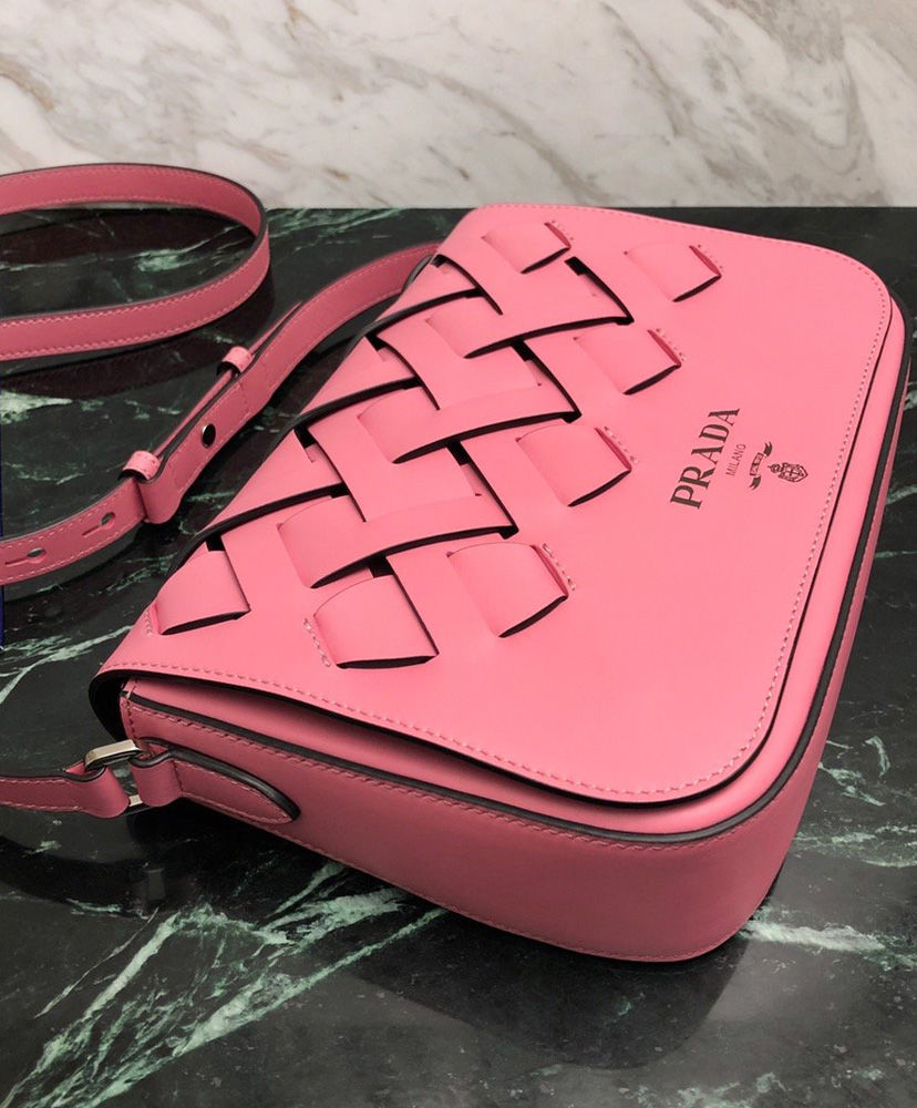 Prada Leather shoulder bag with large woven motif Pink - Image 3