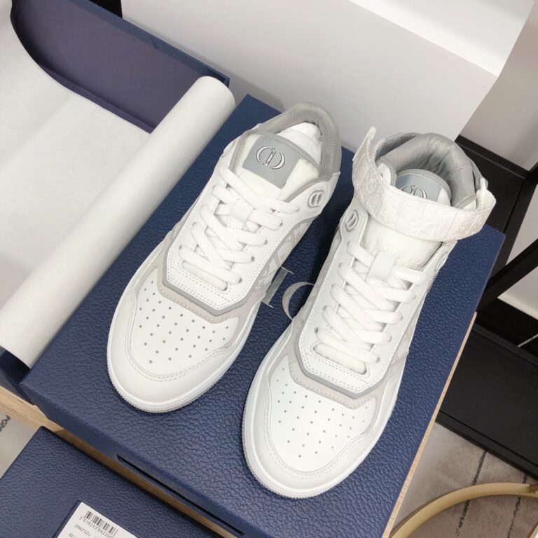 rockstud caged pump