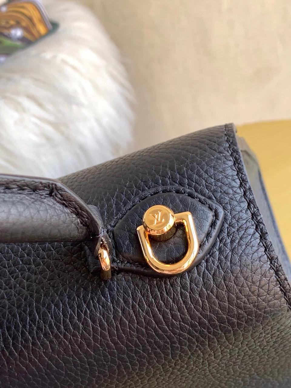 LV TWIST ONE HANDLE BLACK PURSE MM M57090 - Image 8