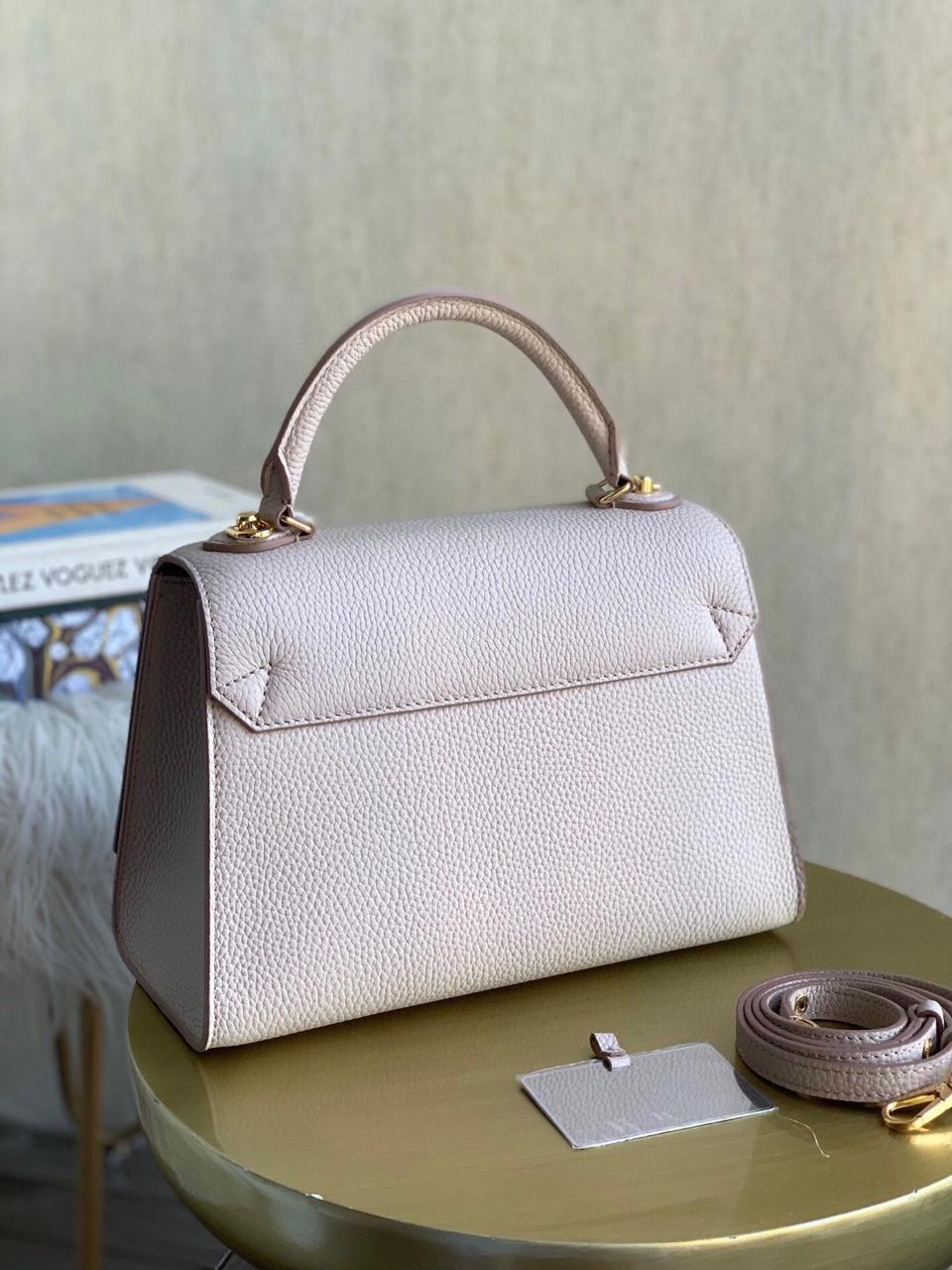 LV TWIST ONE HANDLE BEIGE BAG MM - Image 5