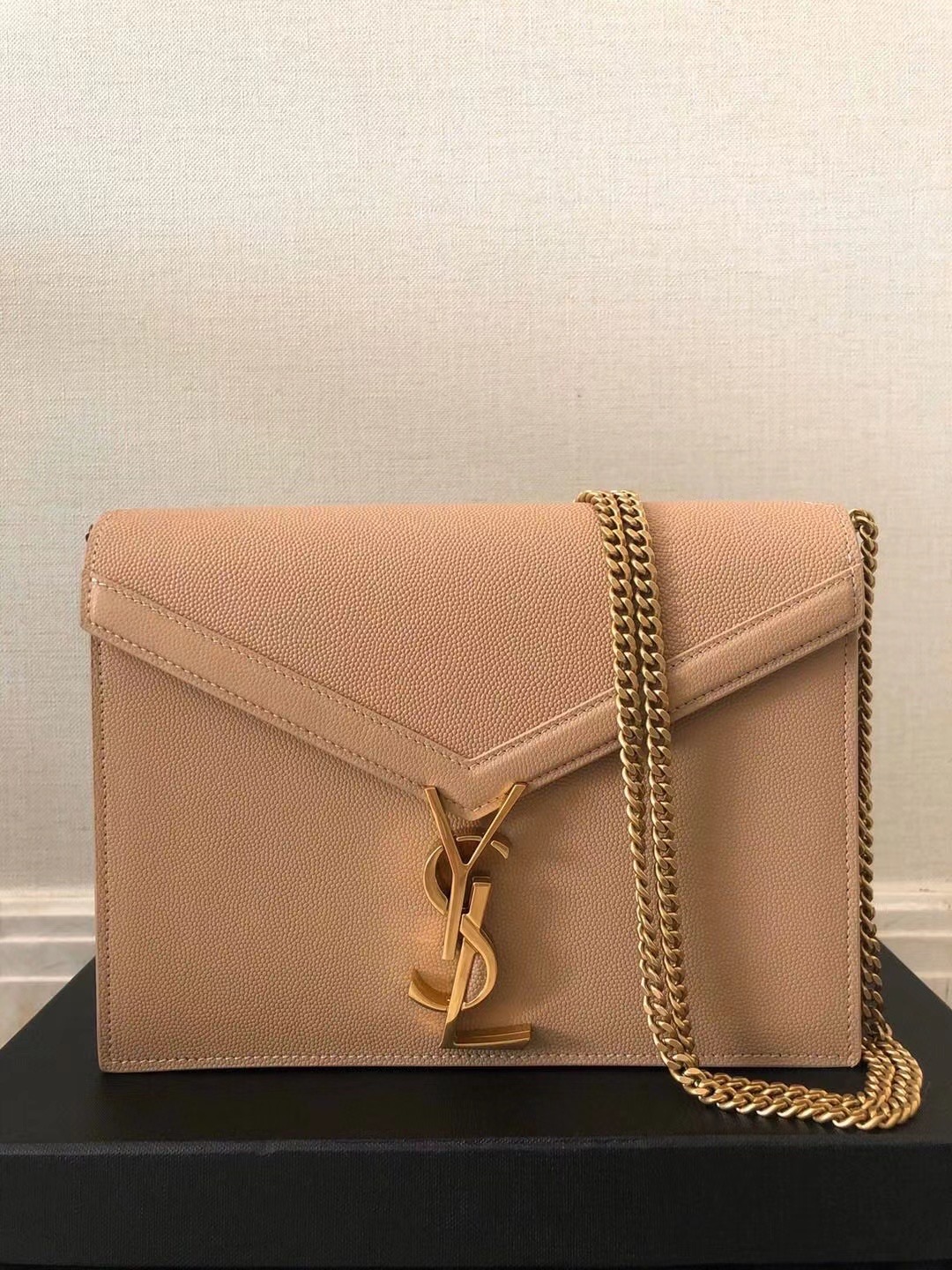 SAINT LAUREN CASSANDRA MONOGRAM CLASP BEIGE BAG